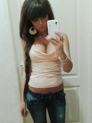 Photo of Jocelyn (25) from Florida dating profile