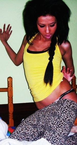 Devon (22) from Texas | Discreet Casual Encounters