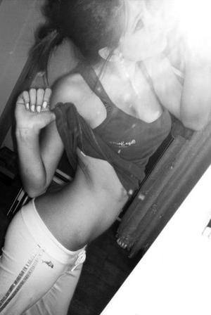 Aimee (22) | Utah No-Strings Dating and Messaging