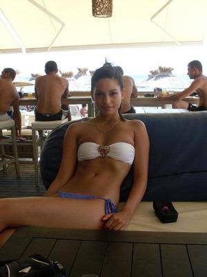 Beatriz, 30 in New York | Casual Dating and Private Chat