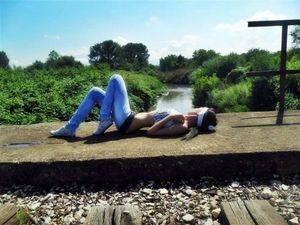 Lea, 21 in Washington | Younger Adult Woman, Older Men