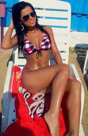 Meet Lucero (28) | Pennsylvania Adult Dating Profile