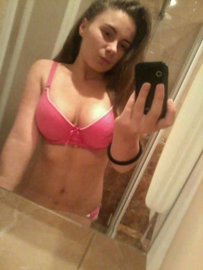 Jesica, 27 in Utah | Casual Dating and Private Chat