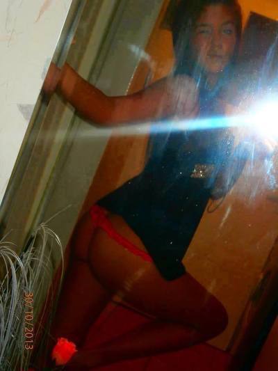 Meet Kerry from Washington (19) | Discreet Adult Dating