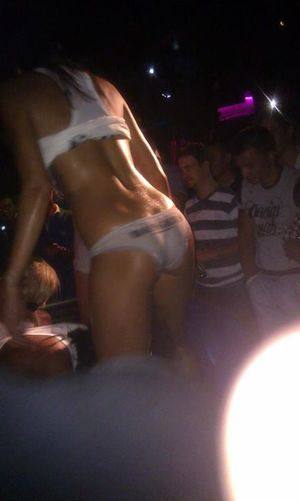 Shaniya, 28 in New York | Younger Adult Woman, Older Men