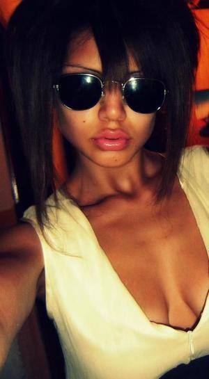 Summer, 28, New York | Younger Adult Woman Seeking Older Men