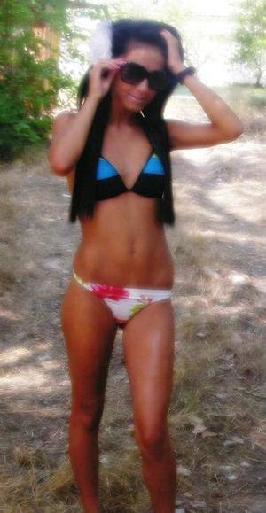 Ayana (18) in Minnesota | Direct Adult Encounters