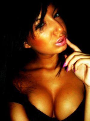 Meet Molly (30) from Pennsylvania | Explicit Casual Dating