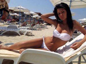 Meet Skyler (23) from California | Explicit Casual Dating