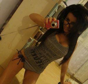 Meet Caitlin (21) from Kansas | Explicit Casual Dating