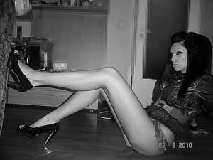 Marie, 20, New York | No-Nonsense Hookup Profile