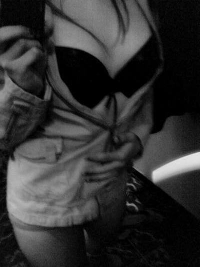 Connect with Anne (21) | Illinois Adult Fun