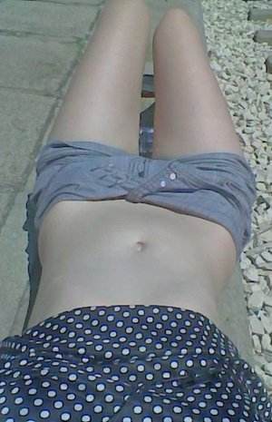 Mari (23) in Del Rio, TX, adult profile photo