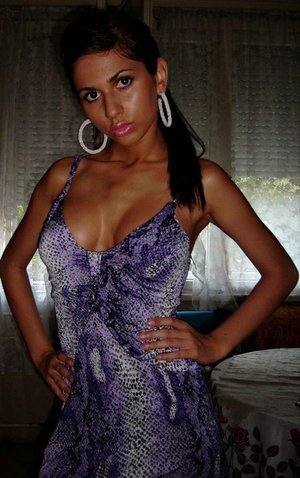 Maryam (20) in British Colombia | Direct Adult Encounters