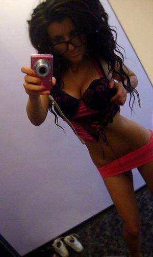 Meet Alexis (28) from British Colombia | Explicit Casual Dating