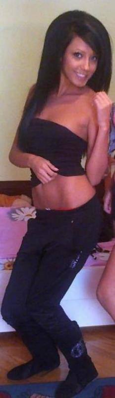 Connect with Taryn (21) | Virginia Adult Fun