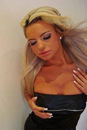 Arielle, 19, Texas | No-Nonsense Hookup Profile