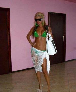 Connect with Mackenzie (19) | Minnesota Adult Fun