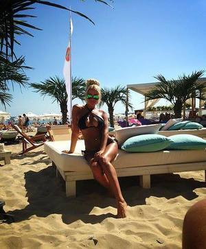 Linda, 18, Washington | No-Nonsense Hookup Profile