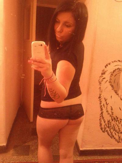 Meet local singles like Latasha from Galva, Kansas who want to fuck tonight