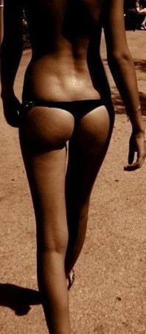 Looking for local cheaters? Take Kiara from Arizona home with you