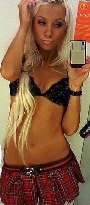 Eliana from Leo Cedarville, Indiana is looking for adult webcam chat