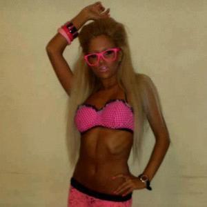 Roselyn from Florida is looking for adult webcam chat