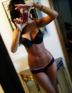 Hanna from Ohio is looking for adult webcam chat