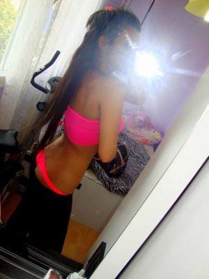 Meet local singles like Tessa from New Hampshire who want to fuck tonight