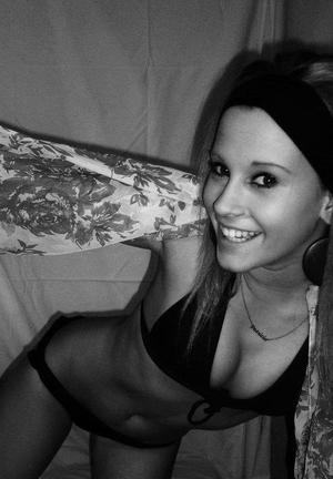 Lesha from  is looking for adult webcam chat