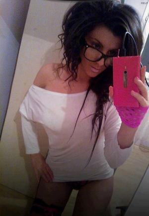 Escorts like Sherri are down to fuck you now!