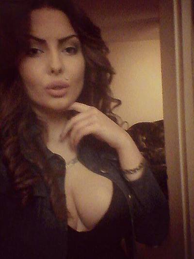 Escorts like Kirsten are down to fuck you now!
