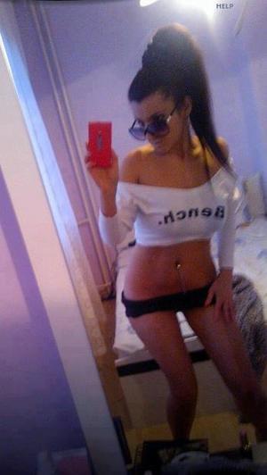 Celena from Clarkston Heights Vineland, Washington is looking for adult webcam chat