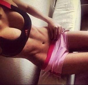 Lynette from Washington is looking for adult webcam chat