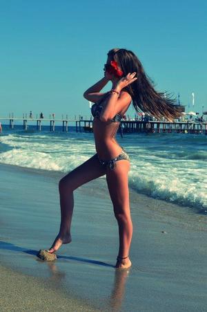 Escorts like Aylin are down to fuck you now!