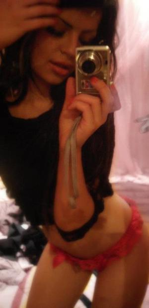 Looking for local cheaters? Take Karly from Wisconsin home with you