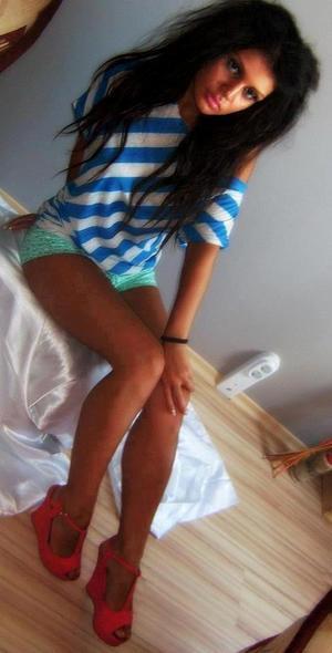 Magdalena is a cheater looking for a guy like you!