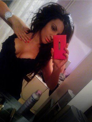 Rossana from Louisiana is looking for adult webcam chat