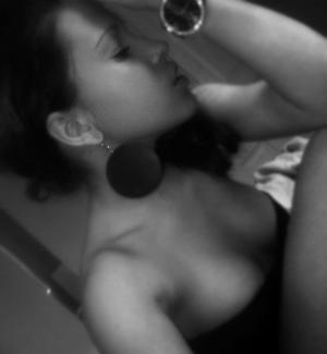 Yuliana from Maryland is interested in nsa sex with a nice, young man
