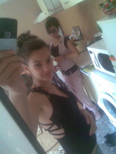 Lizbeth is a cheater looking for a guy like you!