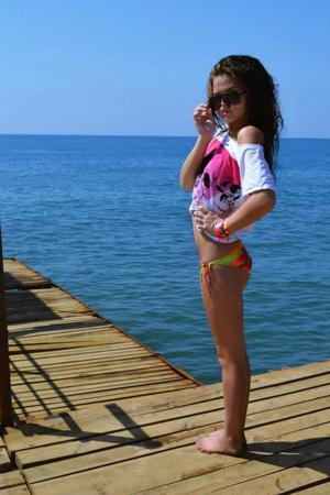 Tanesha from Florida is looking for adult webcam chat