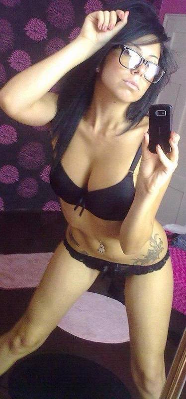 Nyla from Walker, Michigan is looking for adult webcam chat