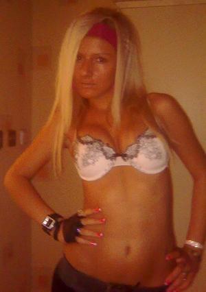 Giselle is a cheater looking for a guy like you!