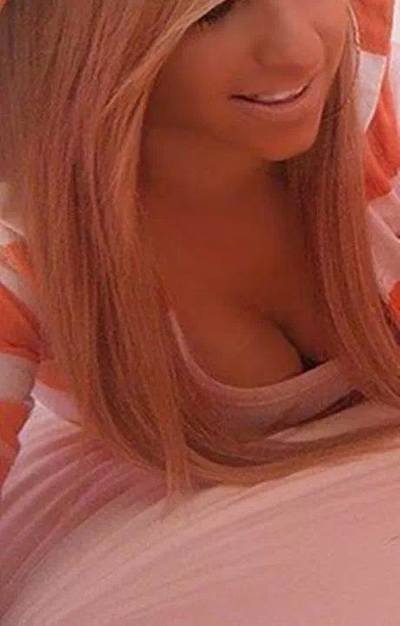 Latoya from Ohio is interested in nsa sex with a nice, young man