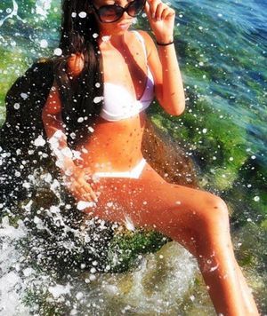 Billie from Pennsylvania is looking for adult webcam chat