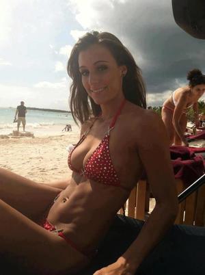 Looking for local cheaters? Take Rebecca from Louisiana home with you