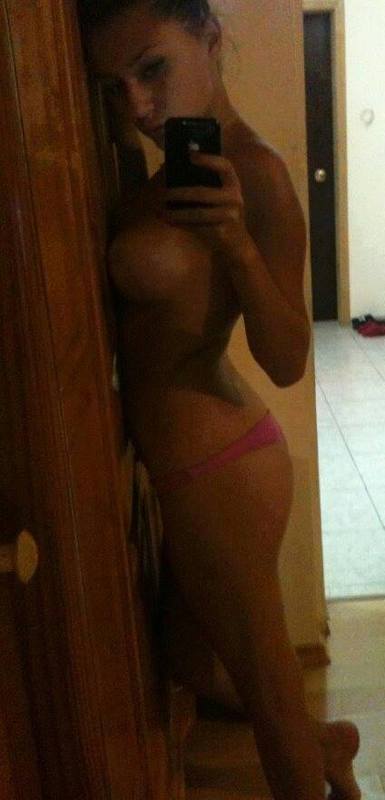 Meet local singles like Kanesha from Washington who want to fuck tonight