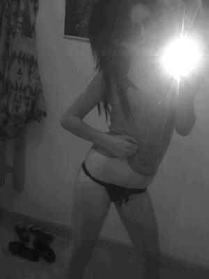 Jasmyn from Indiana is interested in nsa sex with a nice, young man