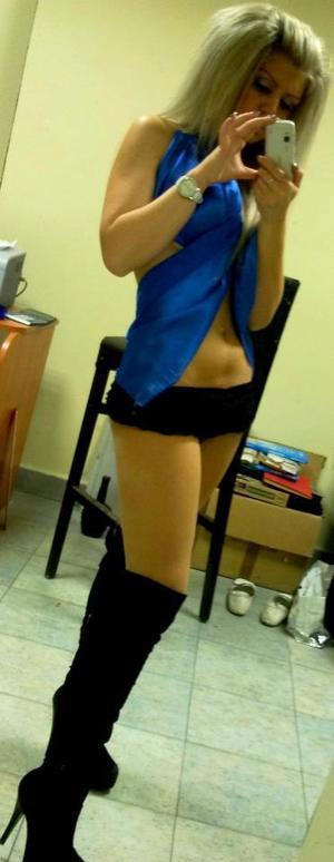 Caitlin is a cheater looking for a guy like you!