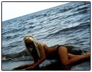 Escorts like Jessica are down to fuck you now!
